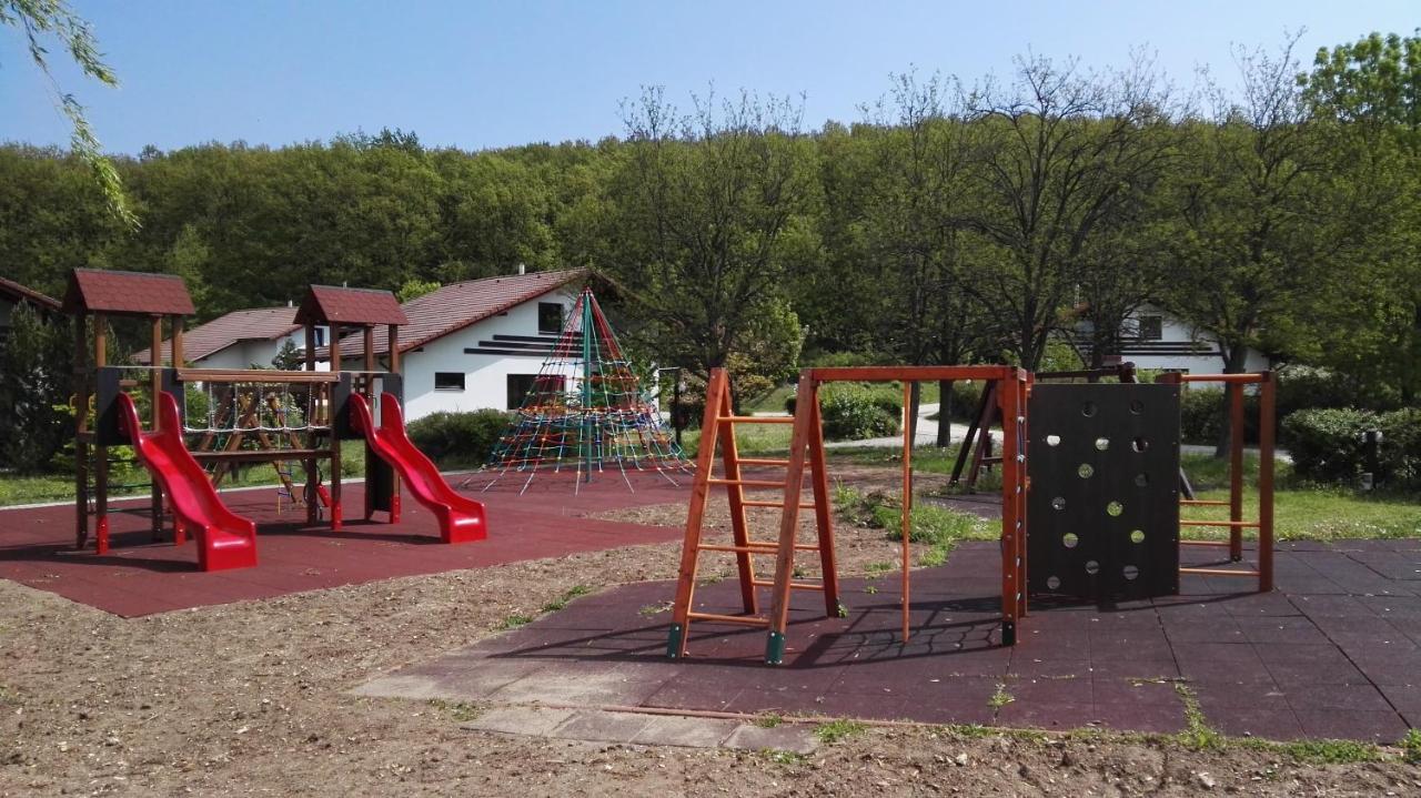 瓦格斯泰西假日公园 Várgesztes 外观 照片